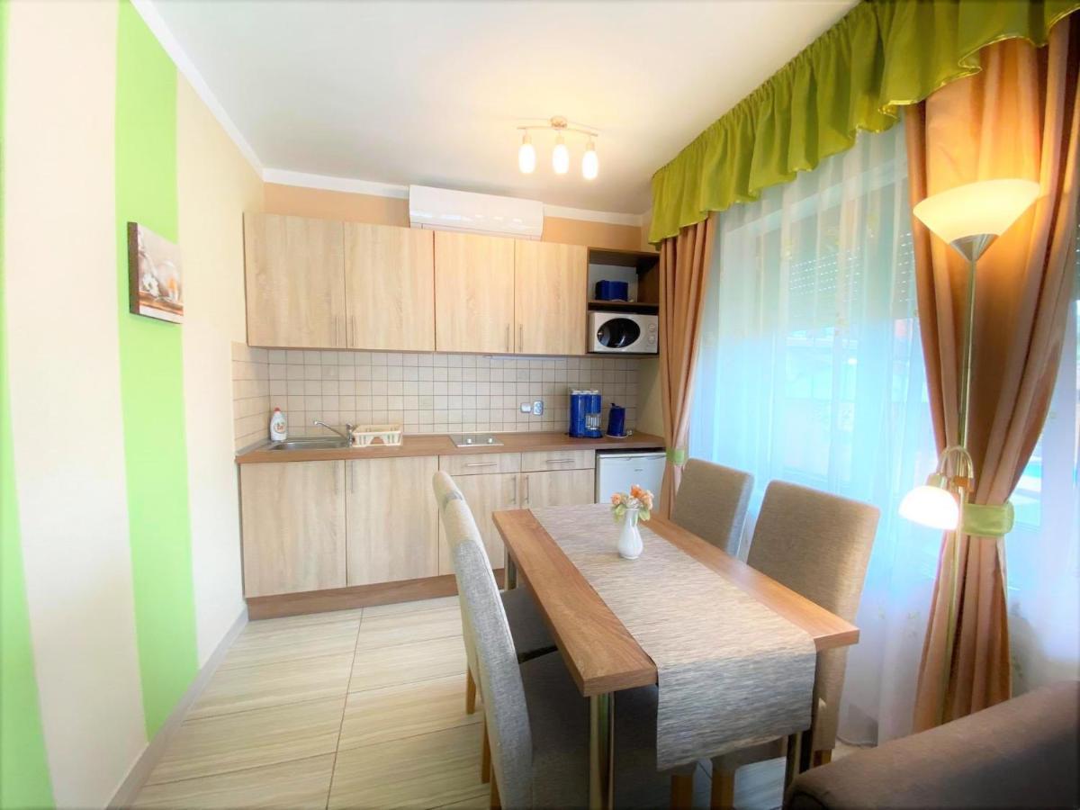 Apartman Siesta Buek - Buekfuerdo Exterior photo
