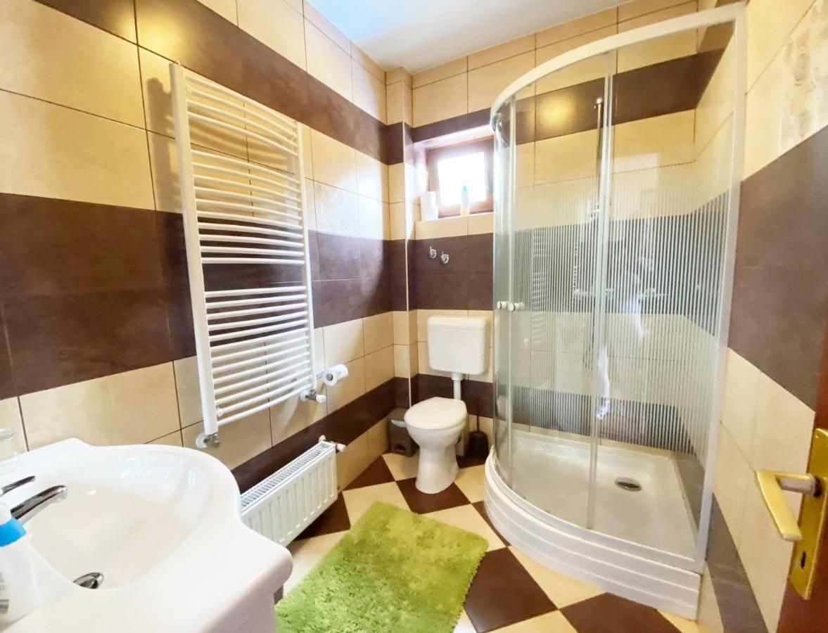 Apartman Siesta Buek - Buekfuerdo Exterior photo